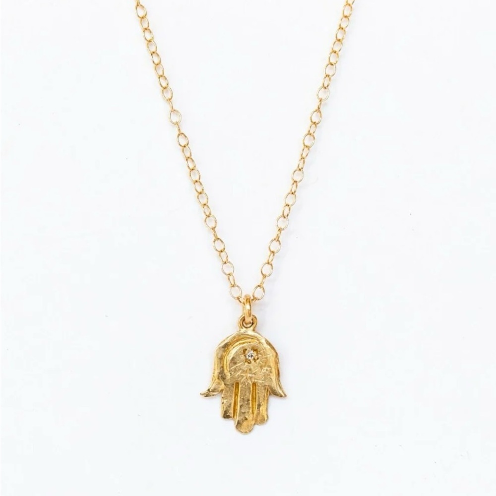 NWOT Victoria Cunningham Hamsa Crescent Moon Necklace - Picture 9 of 10